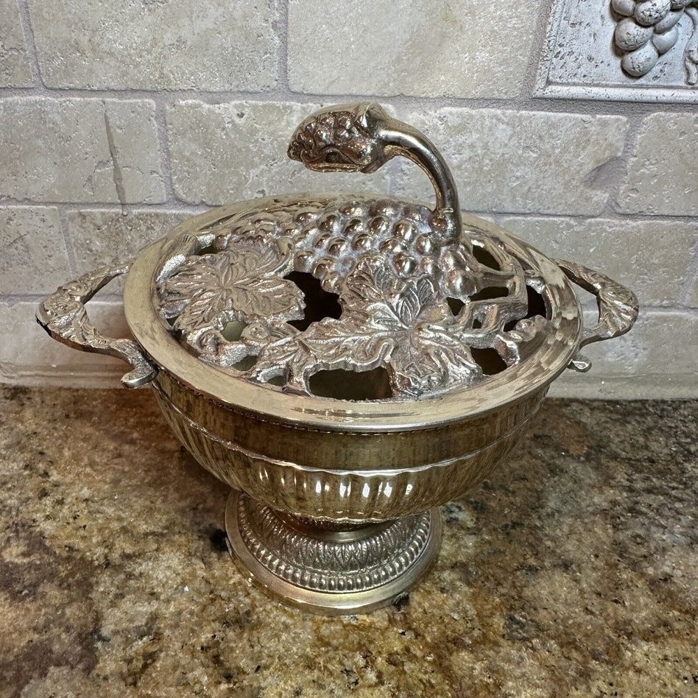 VTG Hollywood Regency Pedestal Lidded Bowl 7 Inch Yellow Brass Grapes Leaves MCM
